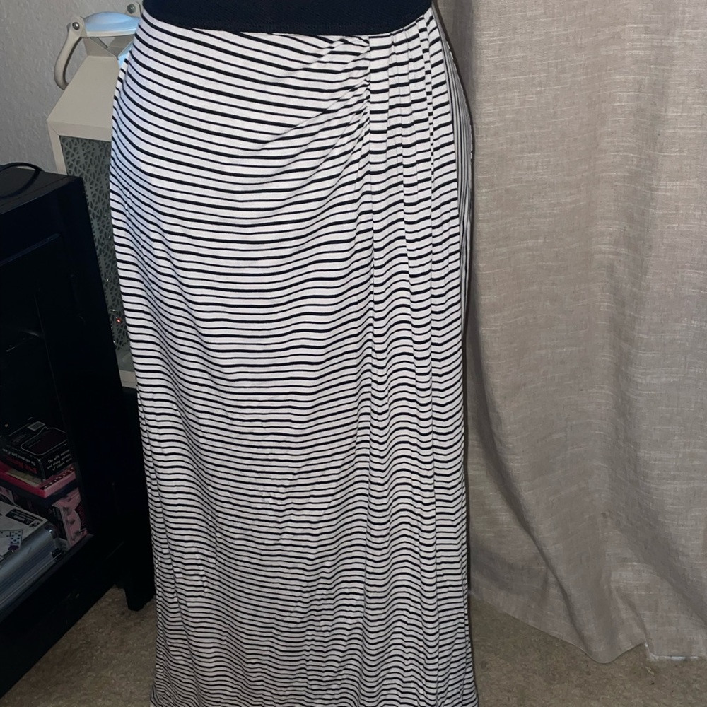 NWOT Loft long skirt
